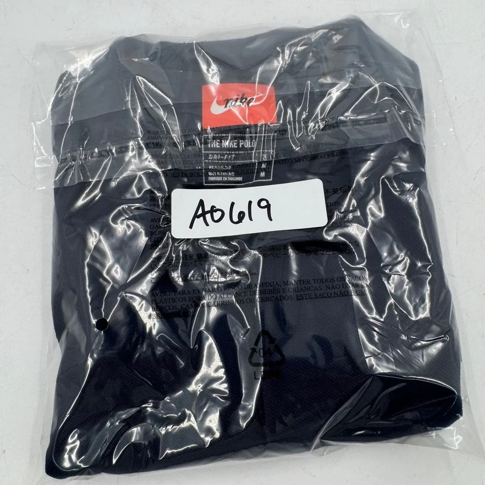 Nike The Nike Polo Kids Medium DRI-FIT Performance Blue Short‎ Sleeve